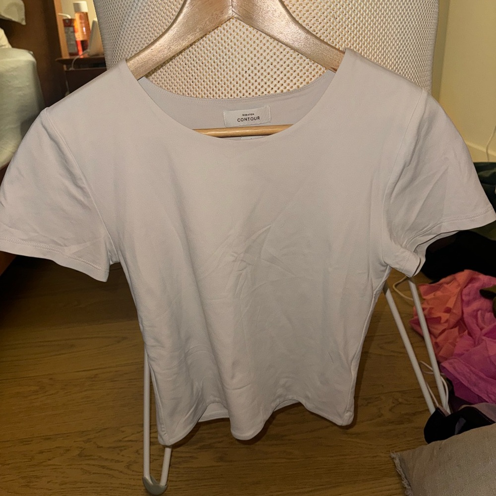 Women's Aritzia Contour Top size L